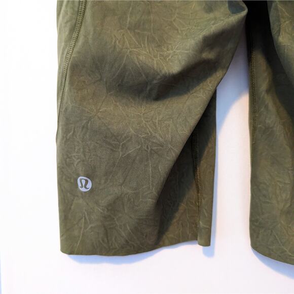 Lululemon Fast and Free Short 10" Ice Dye Ice Wash Moss Green Size 4 Pockets - Picture 5 of 8